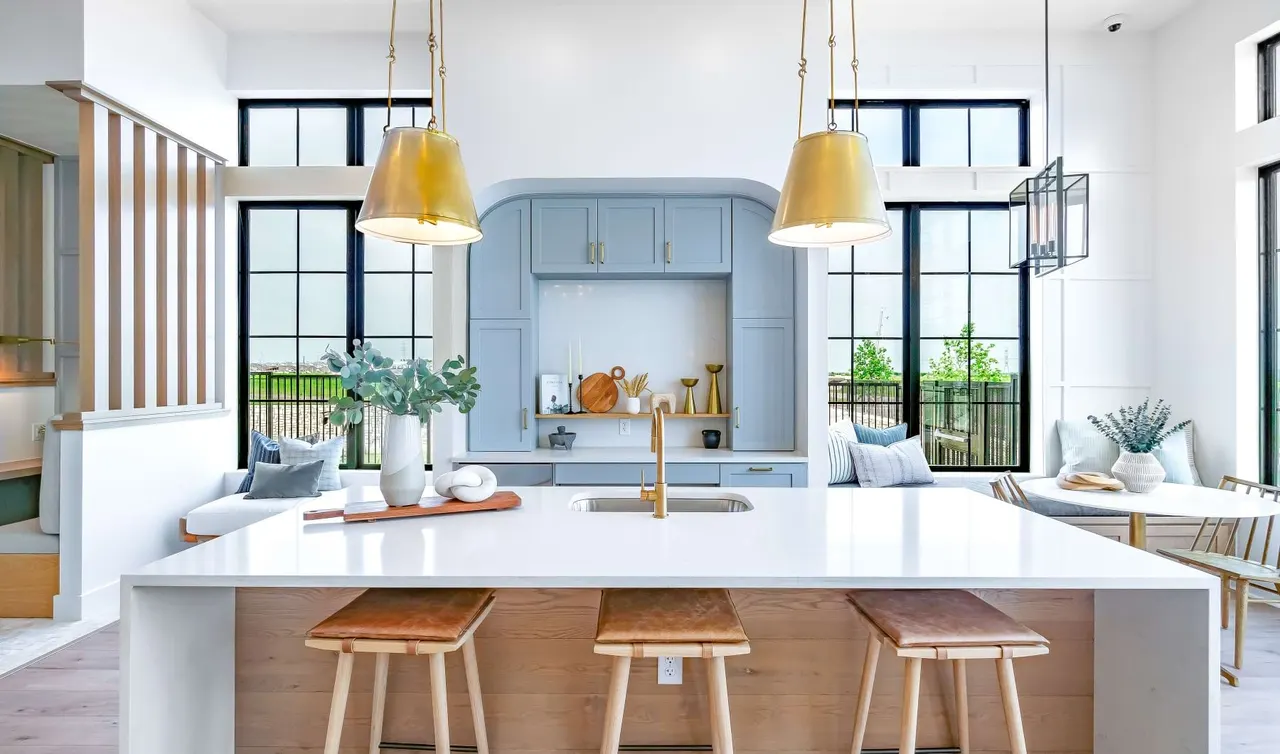 Citizen House Blue Bluff