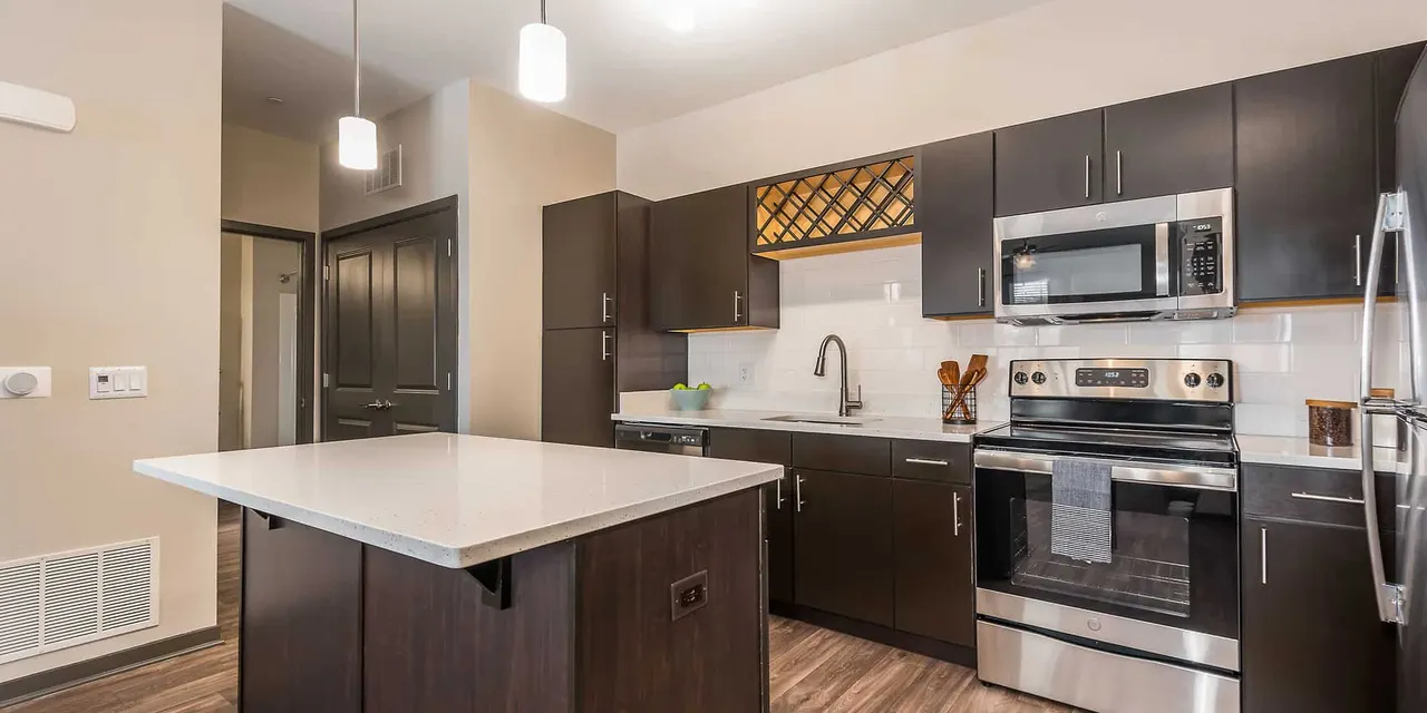1900 at Canterfield Apartment Homes