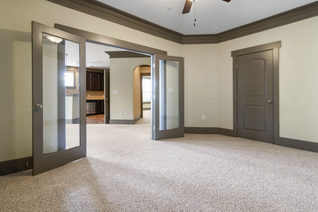 Oberlin Court Apartments