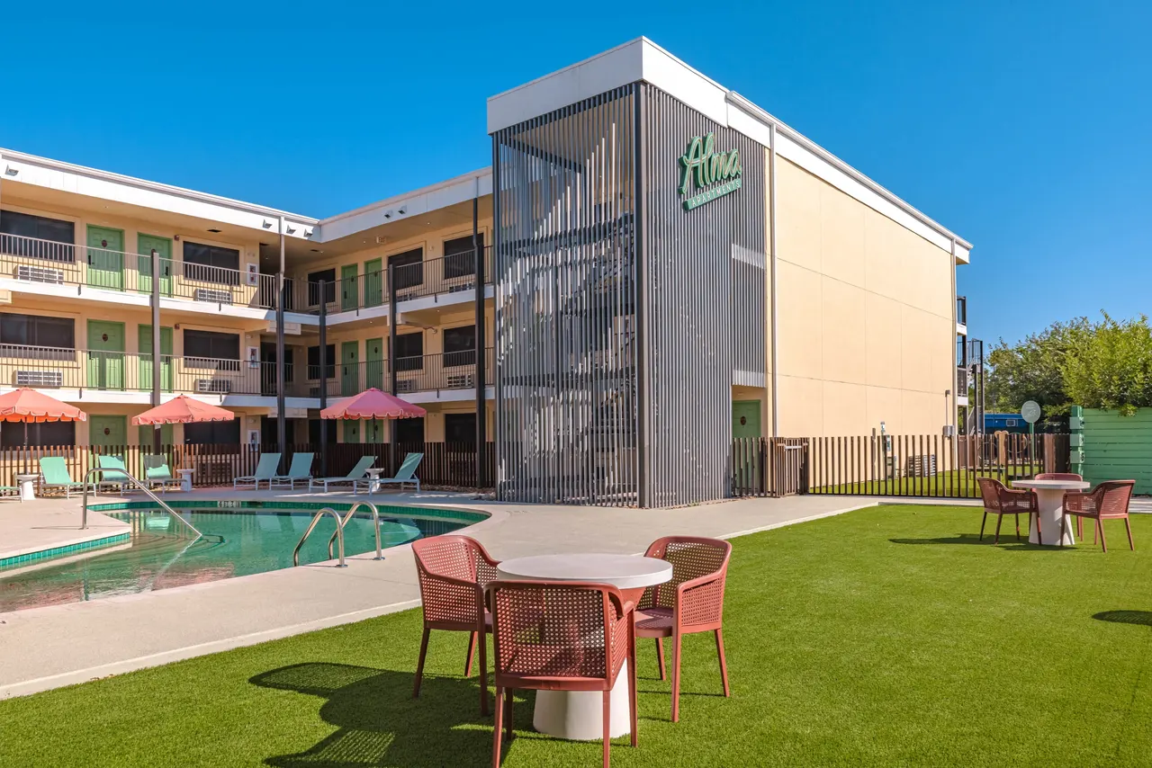 Alma Apartments