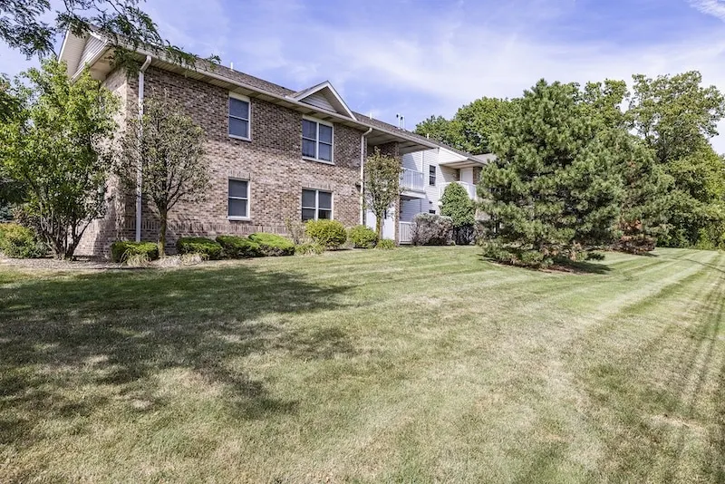 Laurel Ridge Apartments
