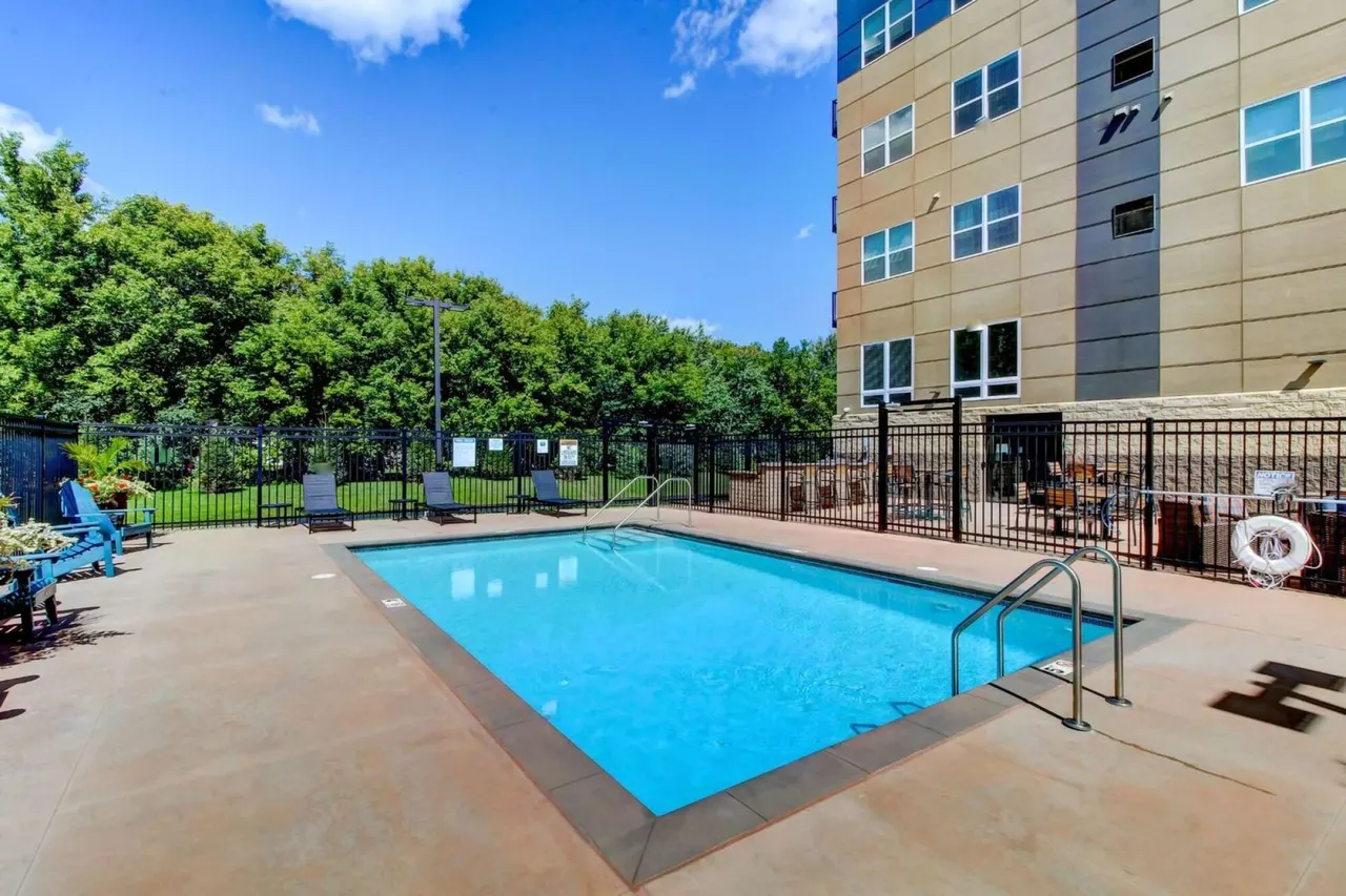 Berkshire Central Apartments