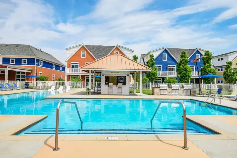 District at Linworth of Worthington Apartments