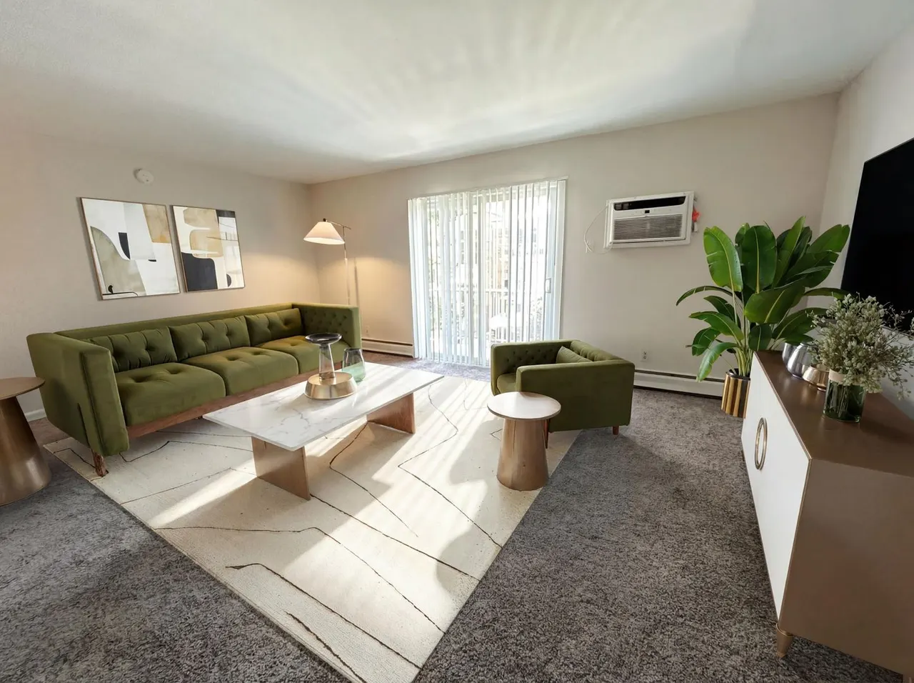 Bishop Hill Apartments