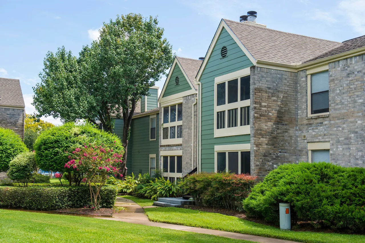 Willow Springs Apartments