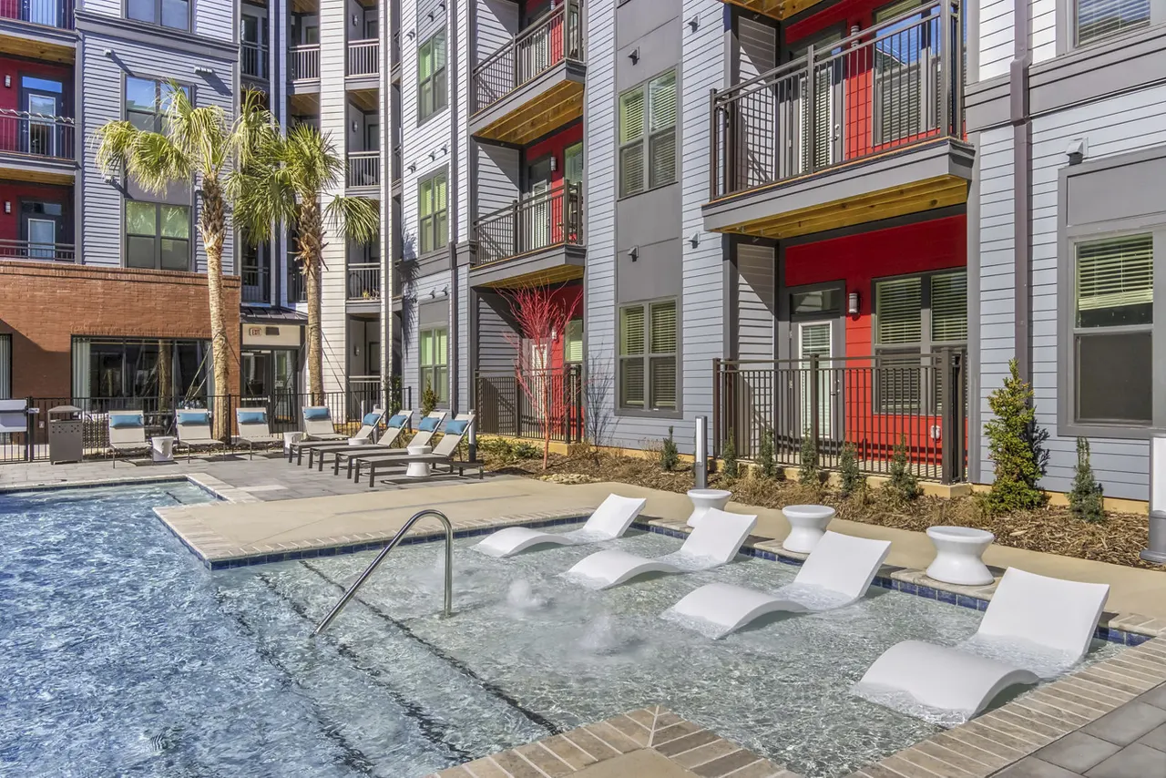 Verde at McCullough Station Apartments