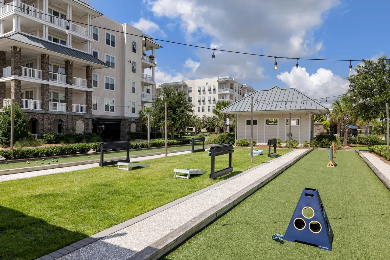 Bridgeside at Patriots Point Apartments