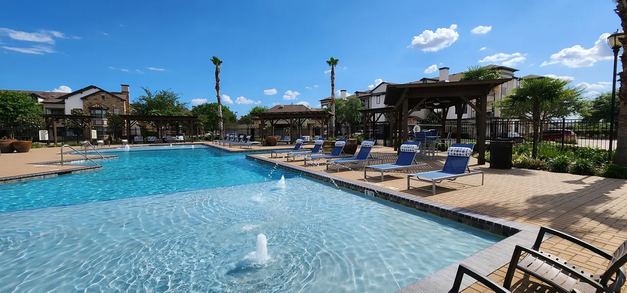 Grand Villas at Tuscan Lakes