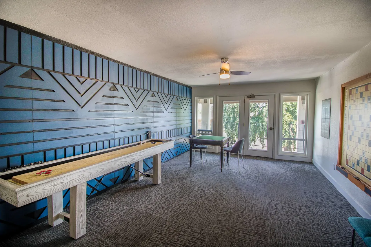 Woodland Crossing Apartments