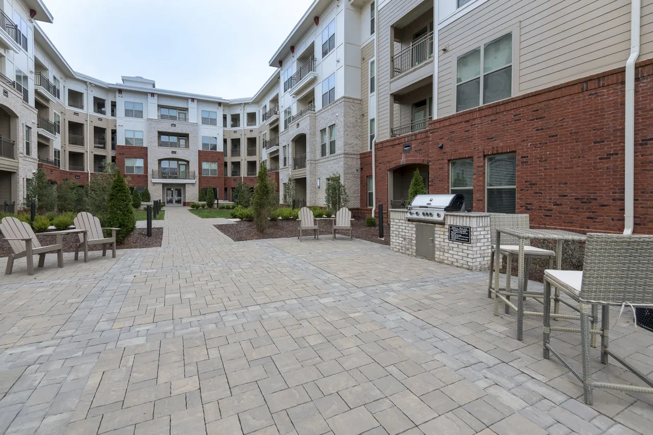 The Franklin at Crossroads Apartments