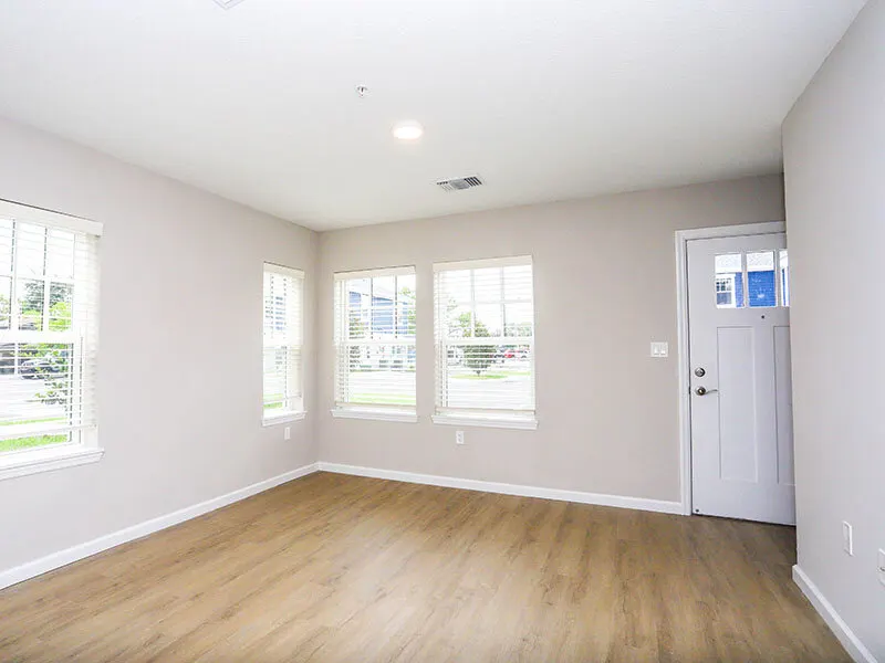 Royal Oak Apartments