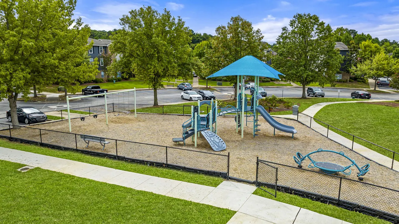 Wolf Creek Apartments