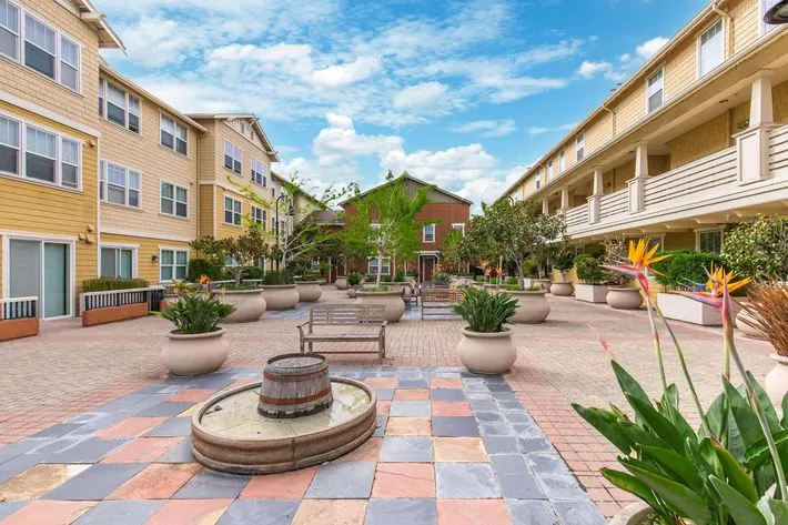 Oak Walk Apartments