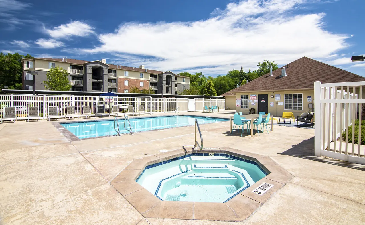 Towne Gate Apartments