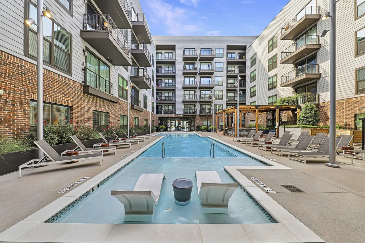 The Boulevard at Grant Park Apartments