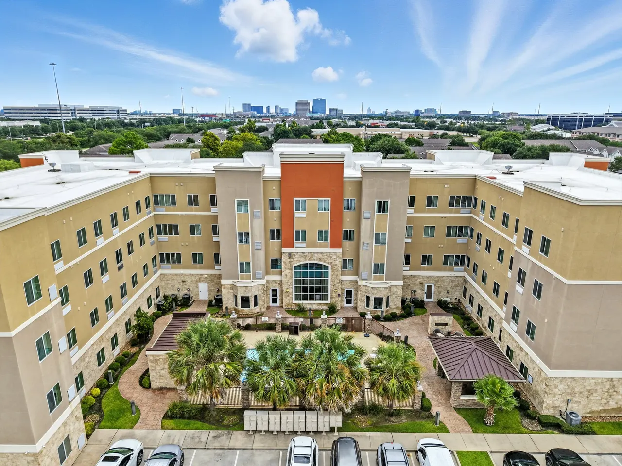 Relux at Westchase