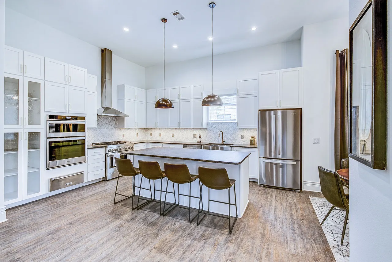 Elan Inwood