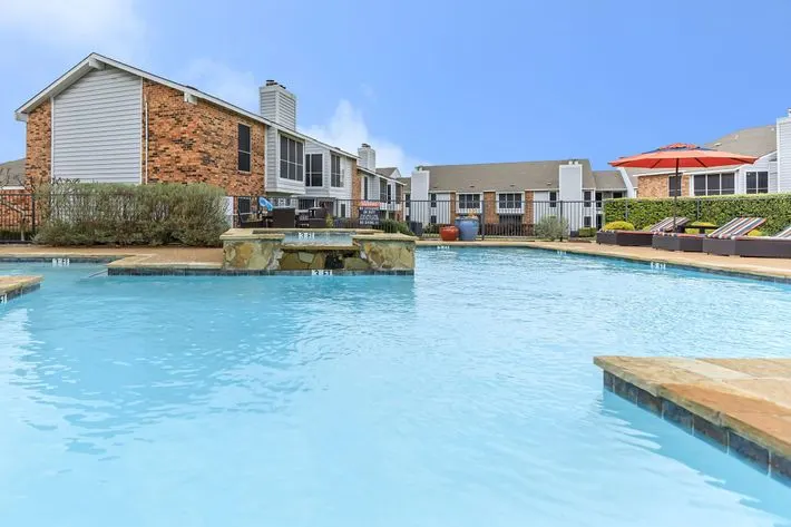 Nova Park Apartment Homes