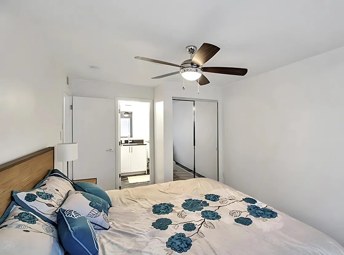454 West Brown Apartments