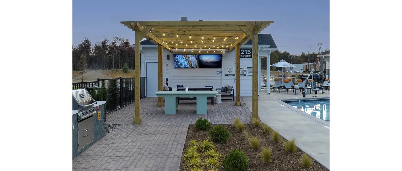 Prose Rhyne Apartments