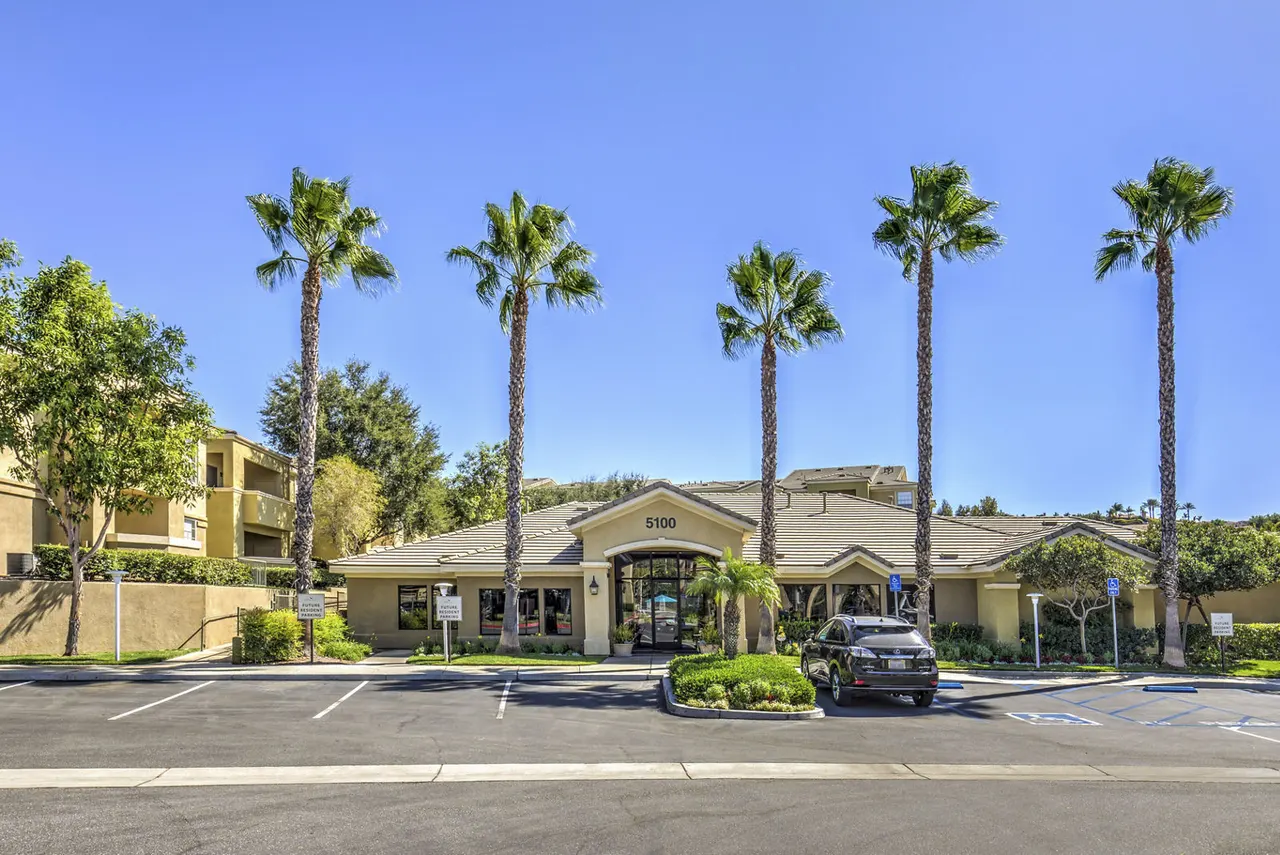 Stone Canyon Apartments