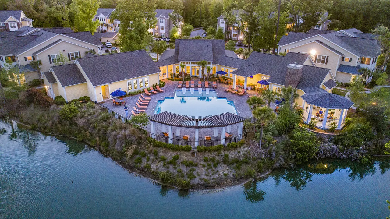 Element Carolina Bay Apartments