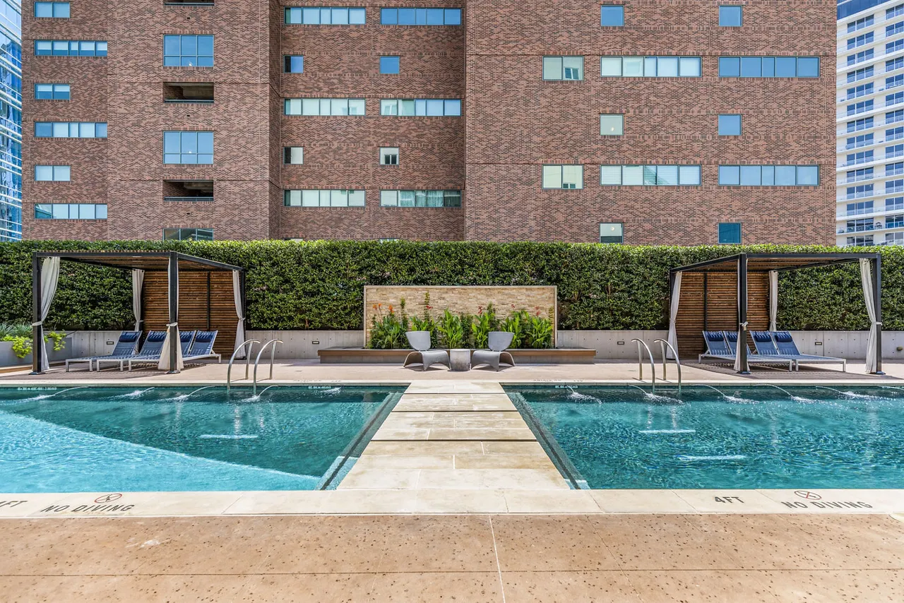 Miro Apartments