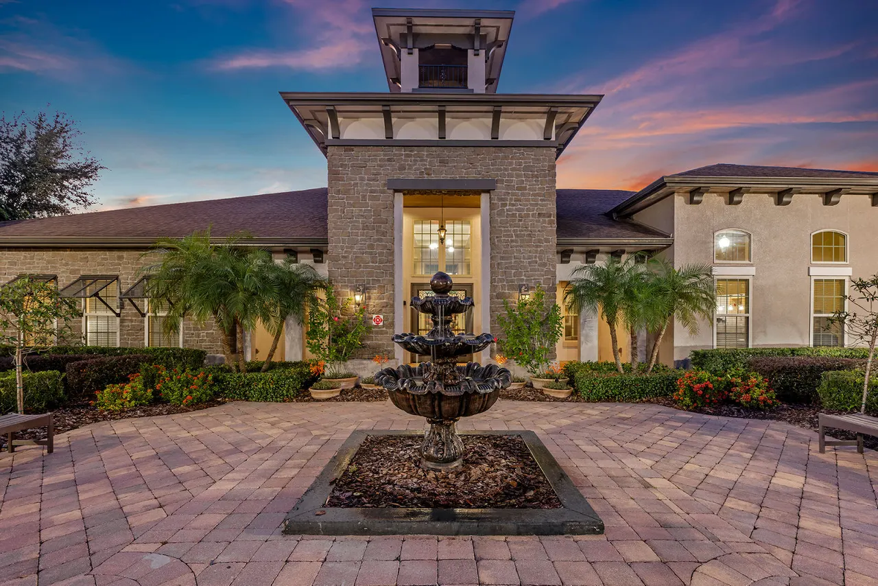 The Vineyards at Hammock Ridge Apartments