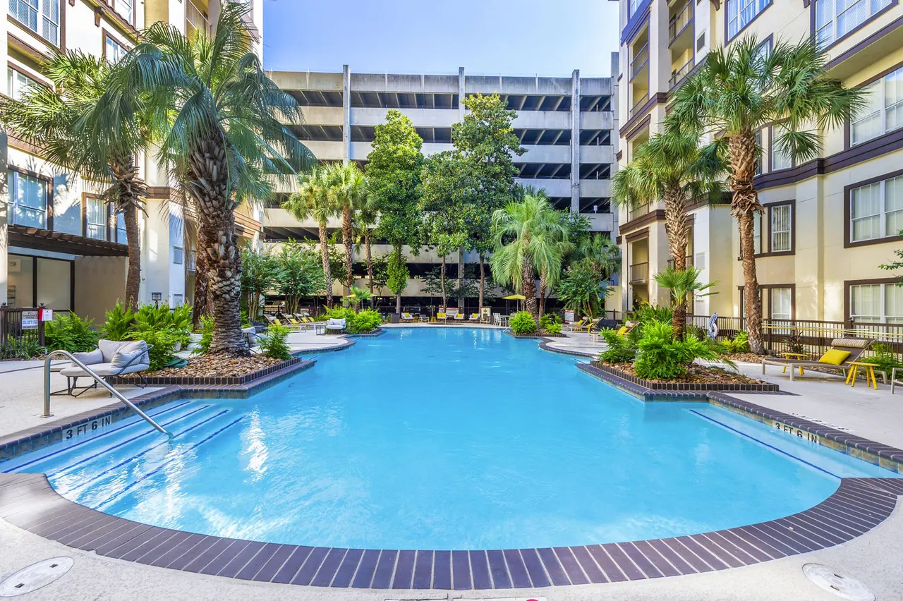 Ventana At Midtown