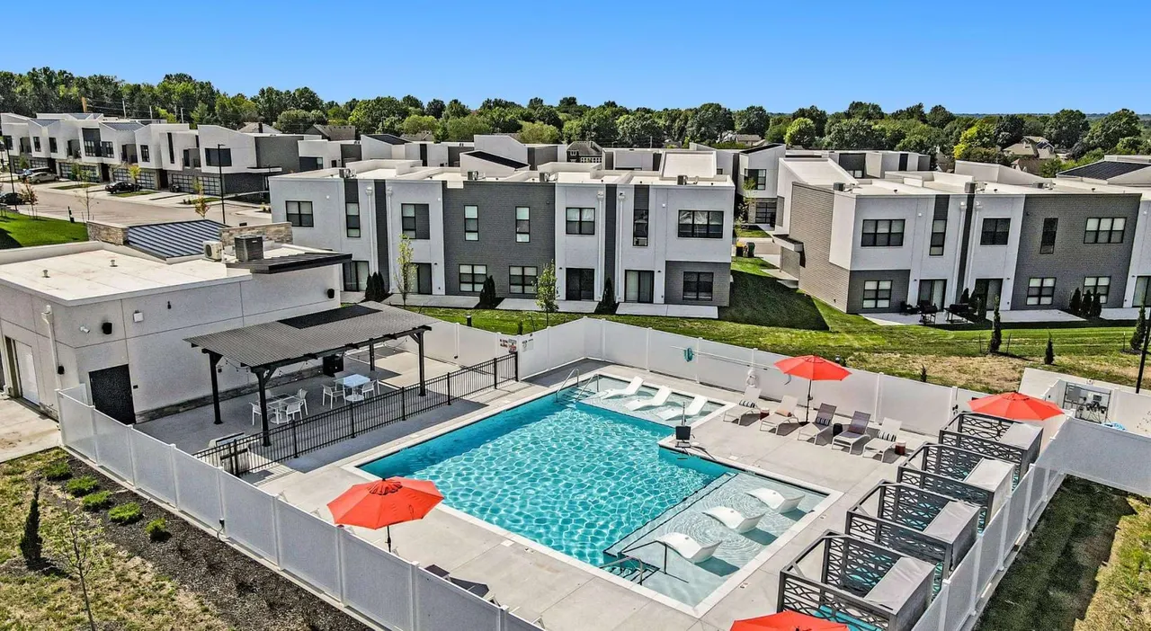 Vanguard Villas