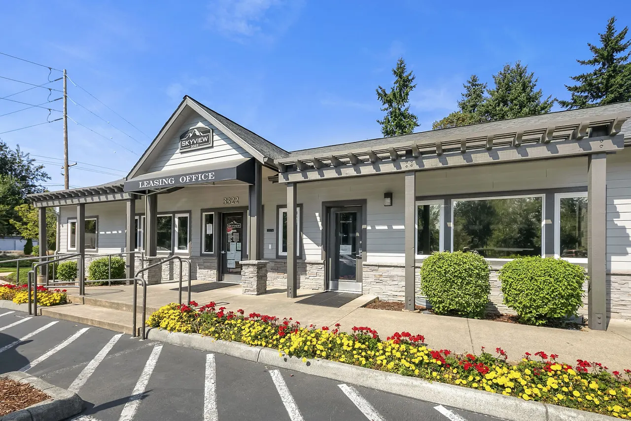 Skyline Park Apartments