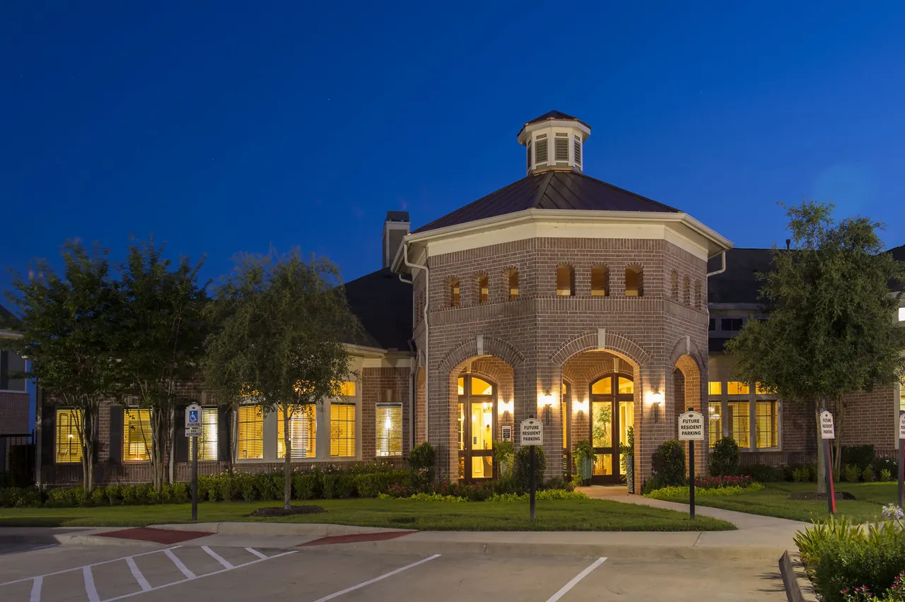 Montage at Cinco Ranch Apartments