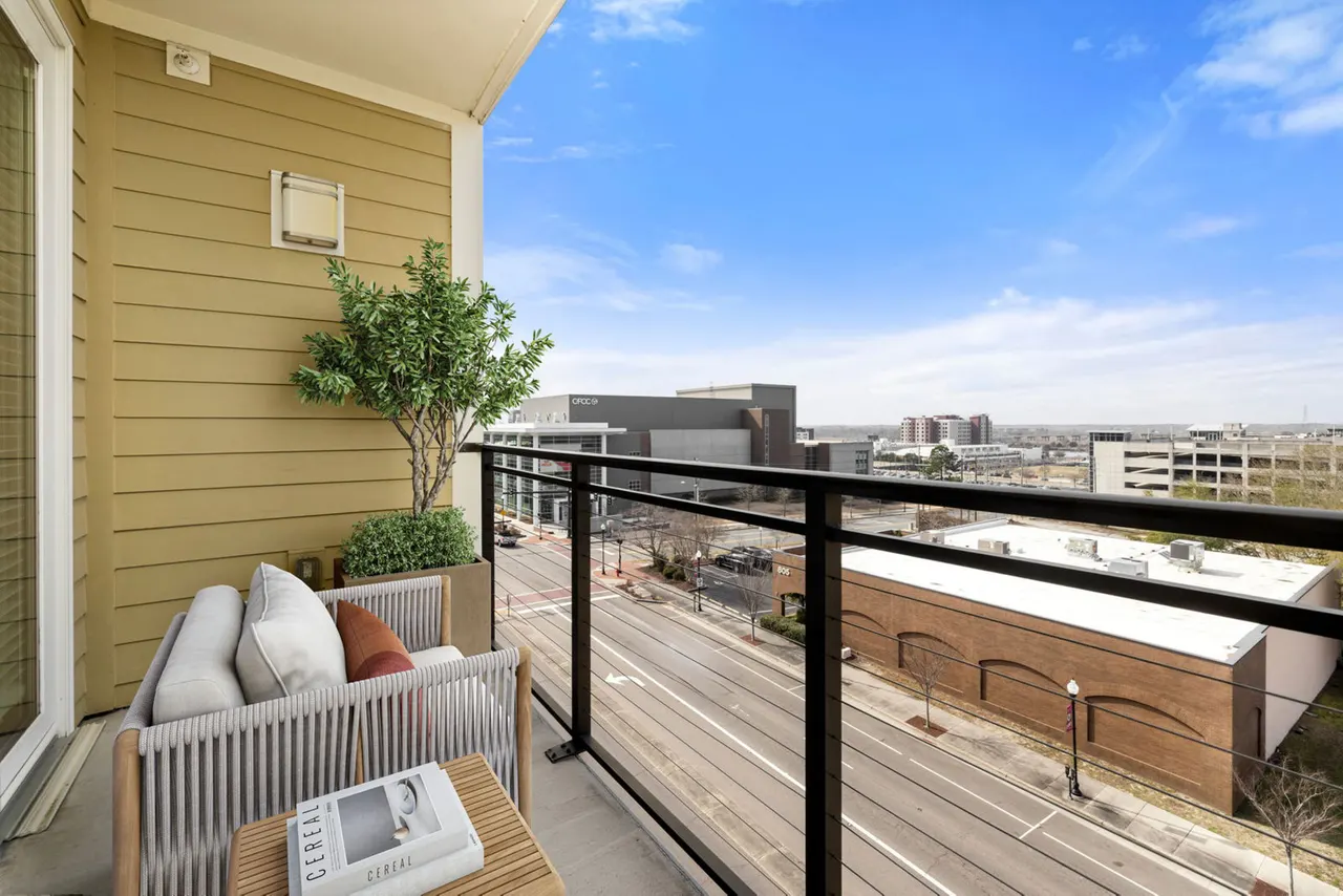 City Block Apartments