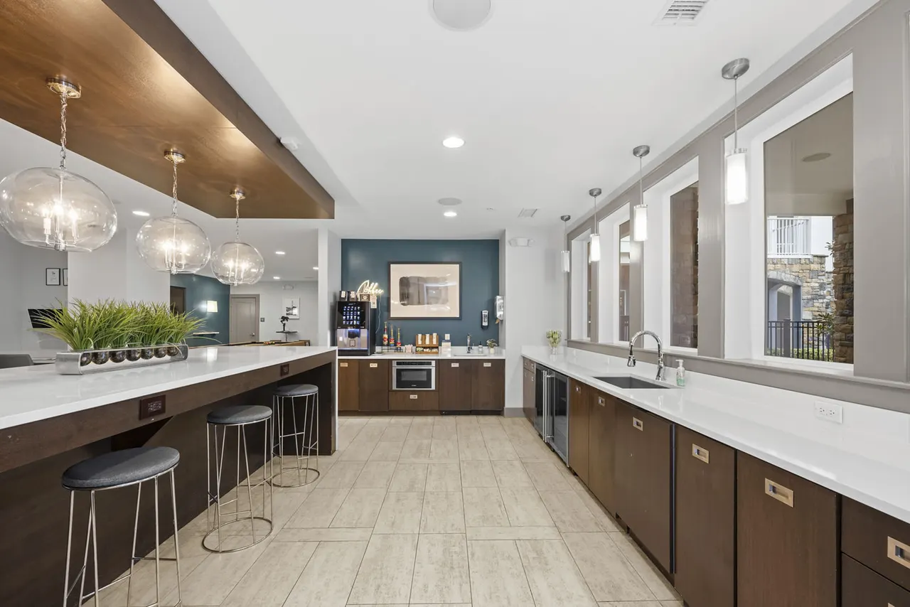 Element Ballantyne