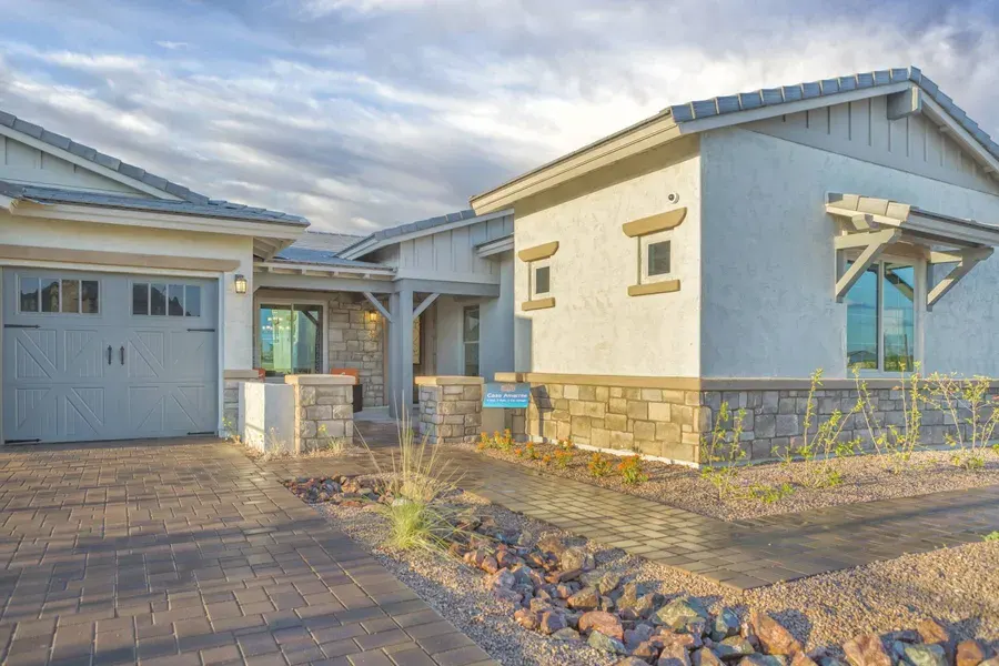 Elliot Home-The Park At Laveen