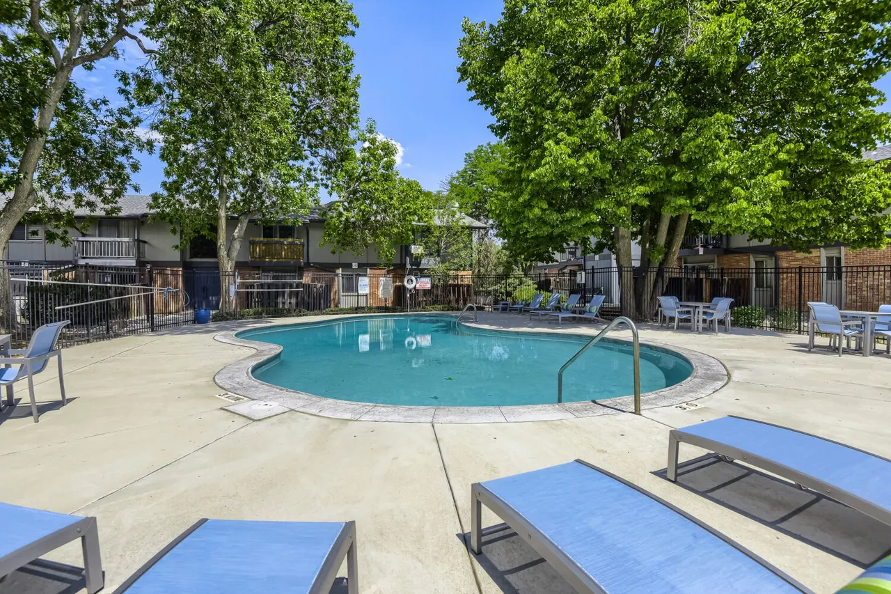 Forest Cove Apartments