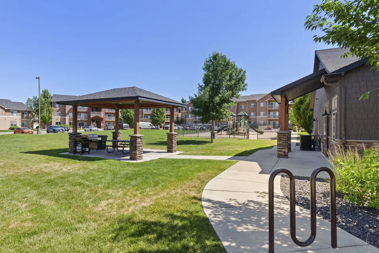 The Homestead Apartments