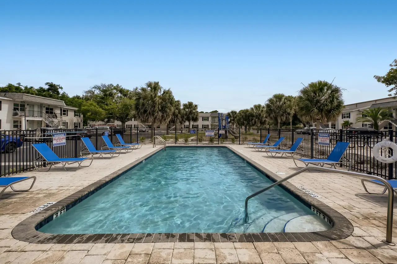 Seaside Apartments