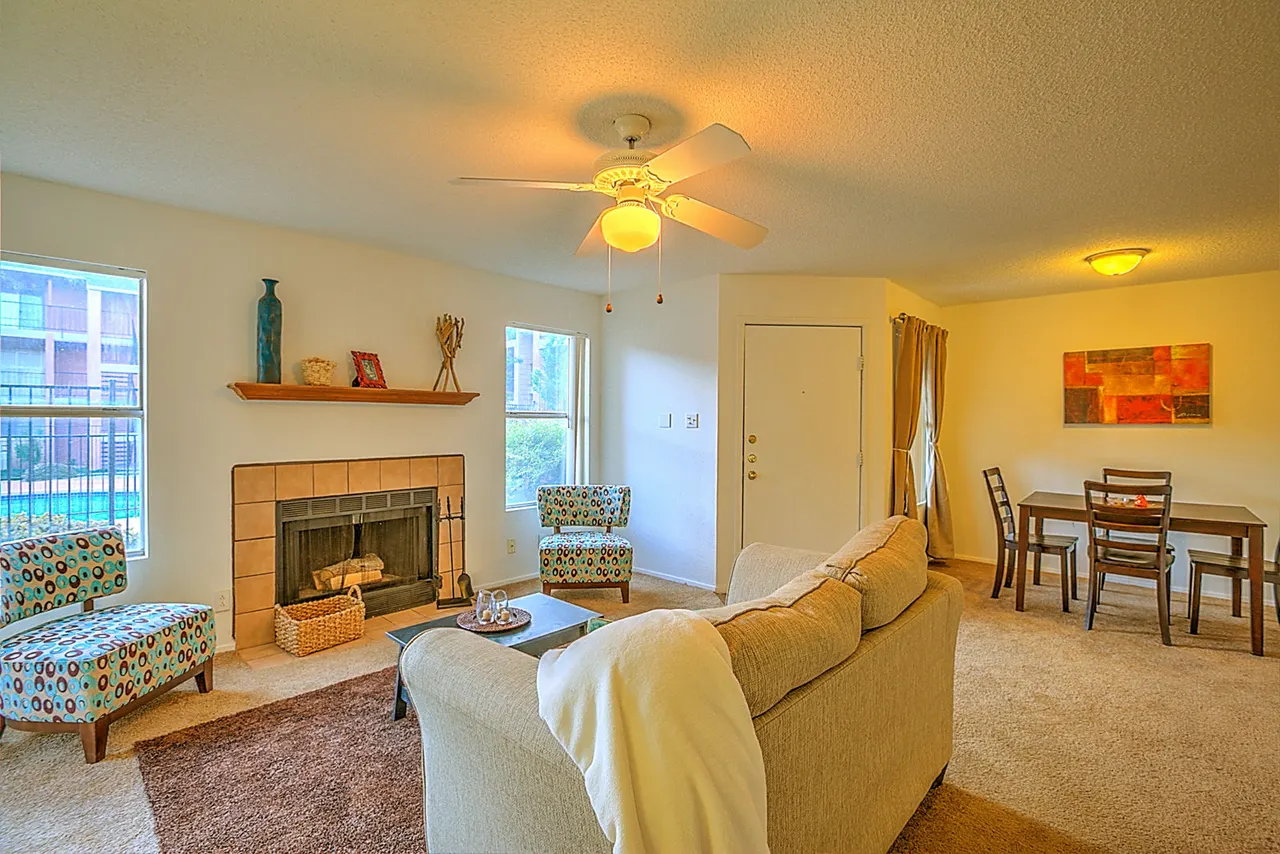 Arrowhead Pointe
