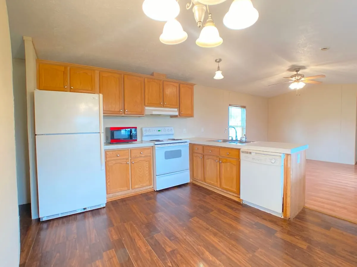 Wooded Estates Mobile Home Community