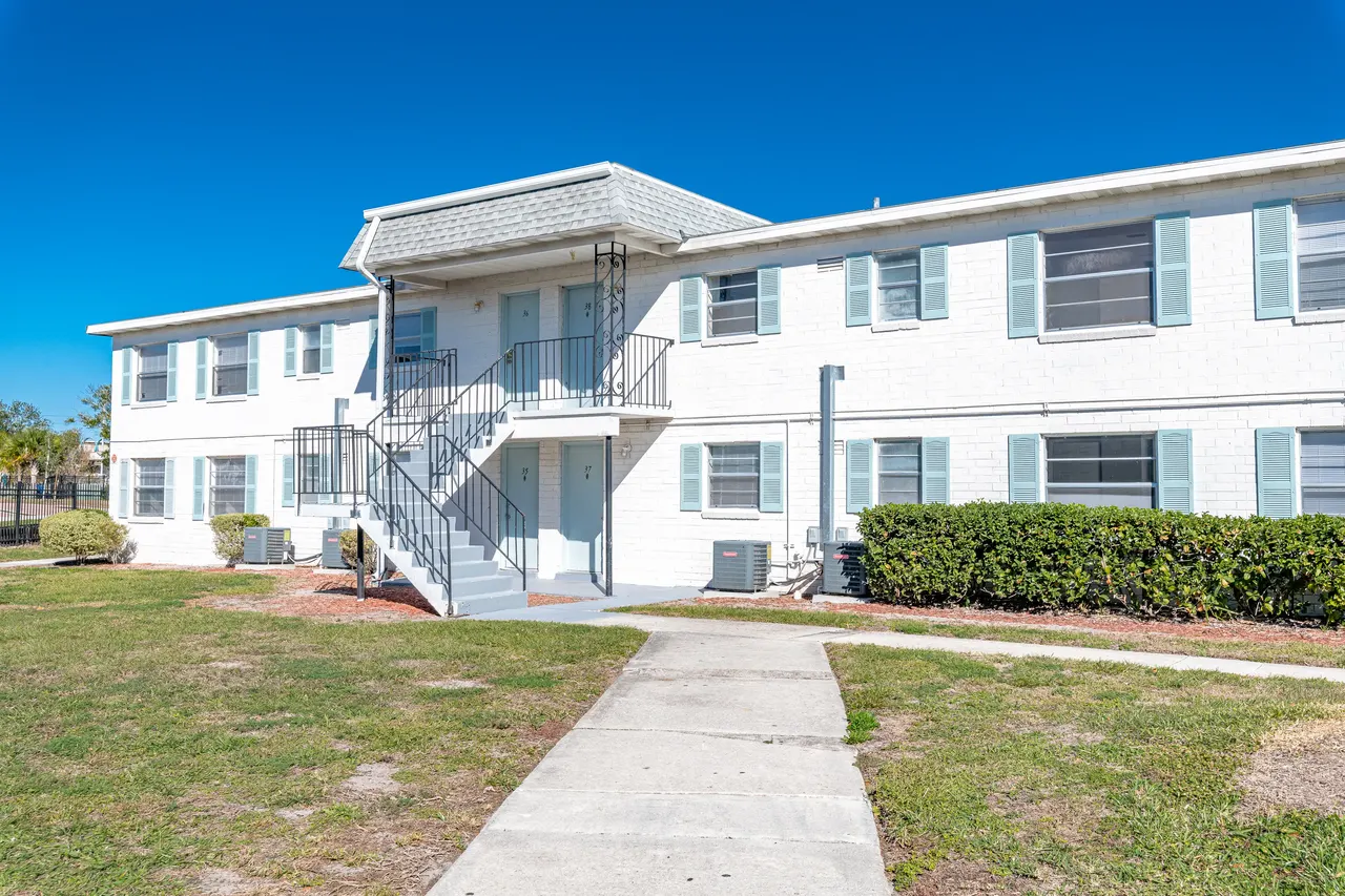 Seaside Apartments
