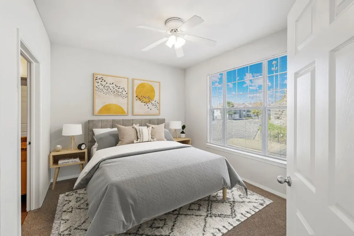 Hickory Point Apartments