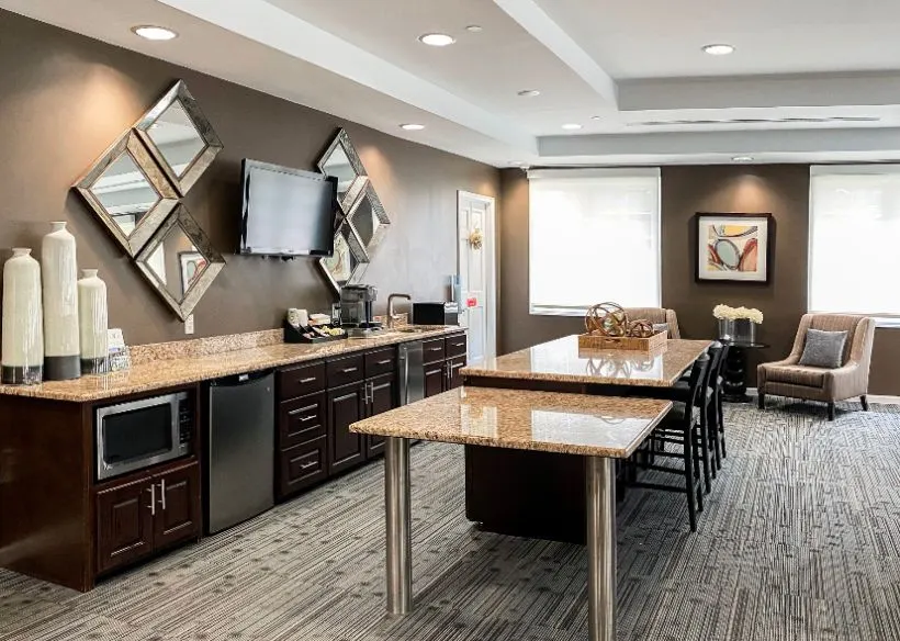 The Vista Apartments