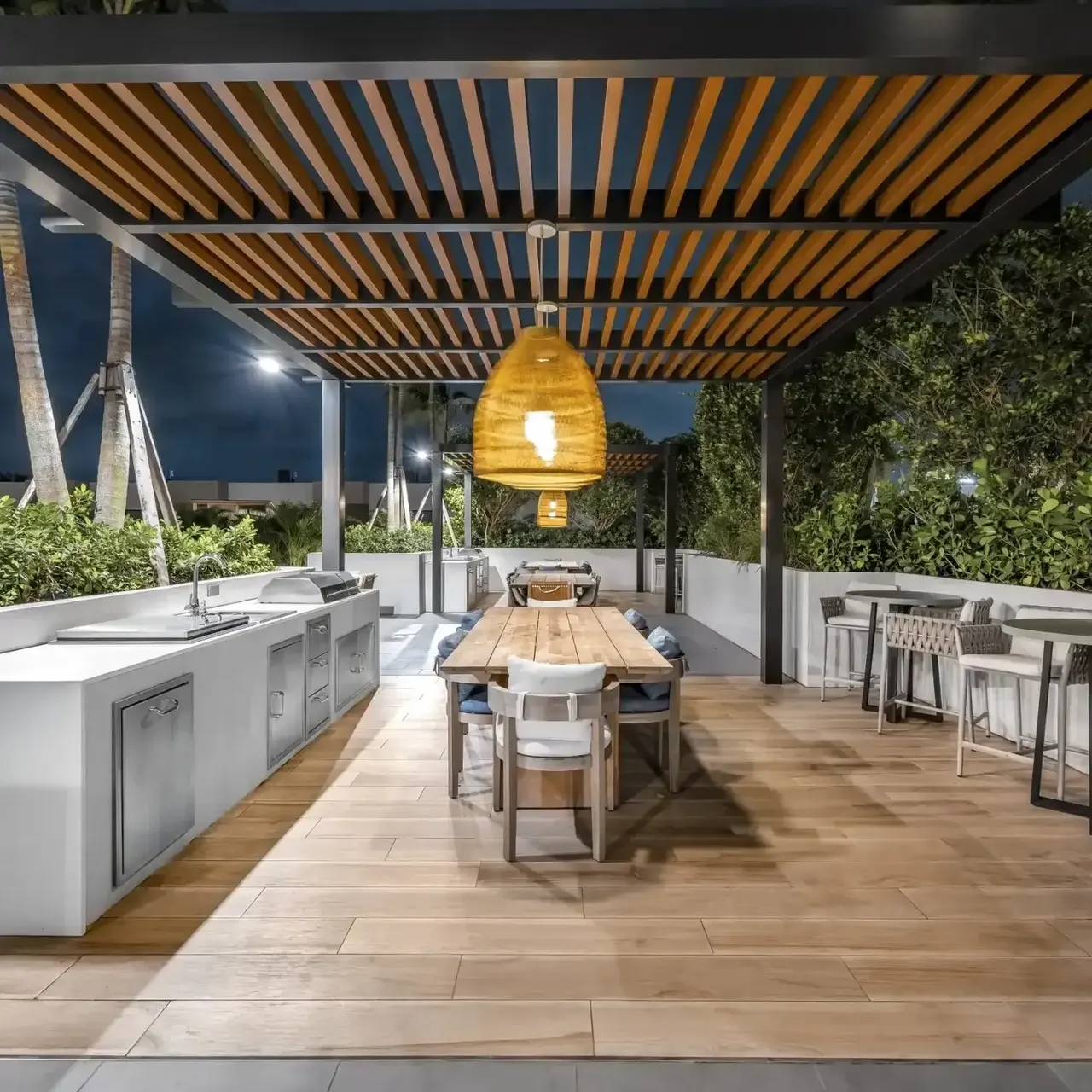 Biscayne Shores Luxury Apartments
