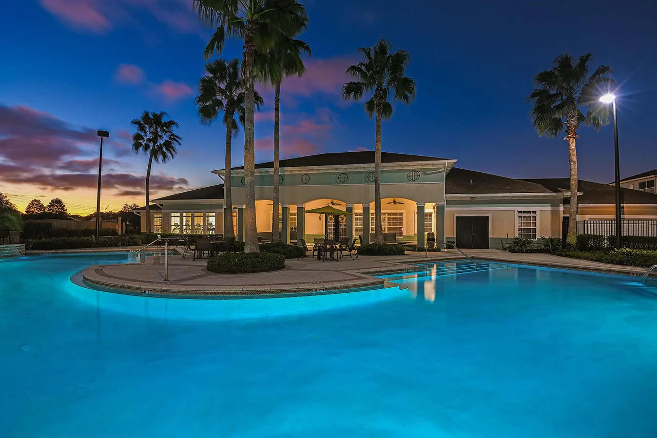 Villas at Gateway Apartments