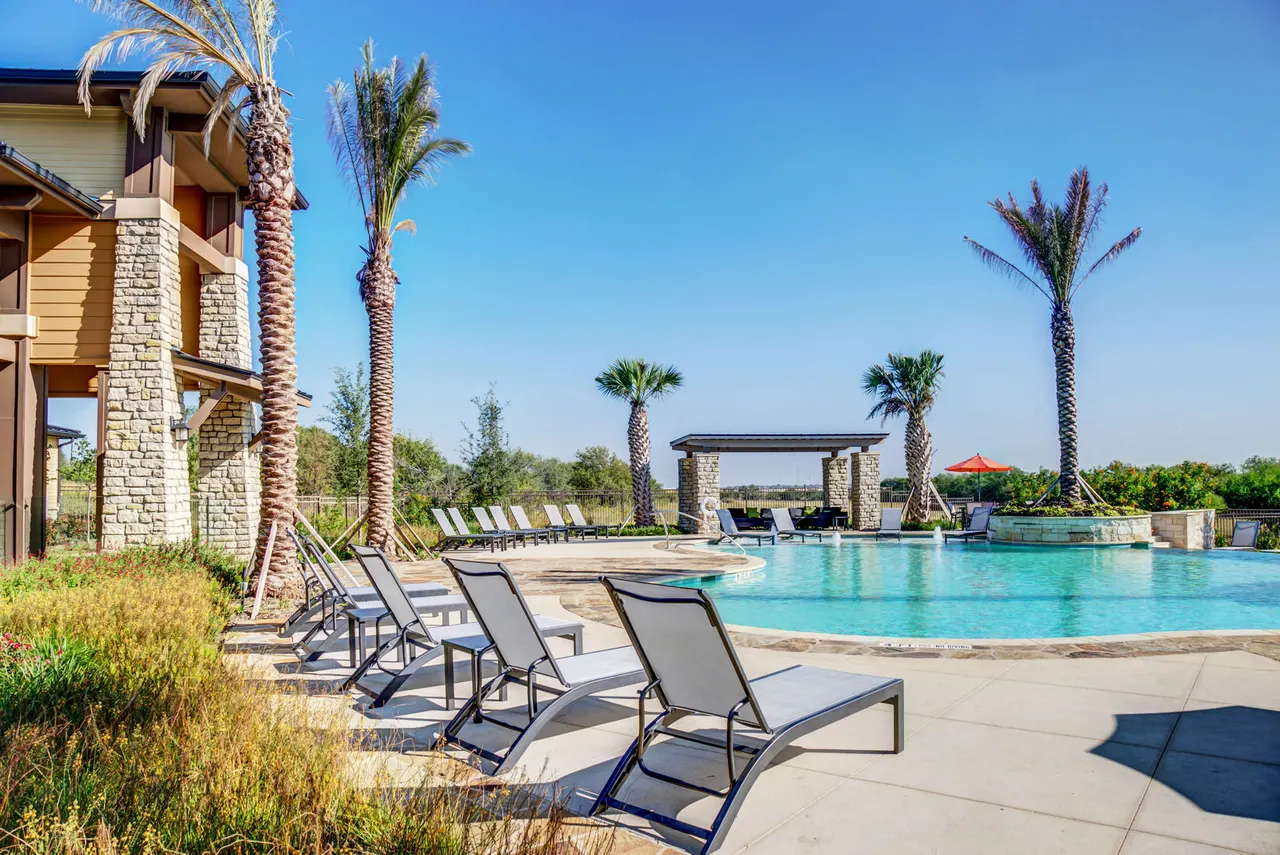 Dalian Monterrey Village Apartments