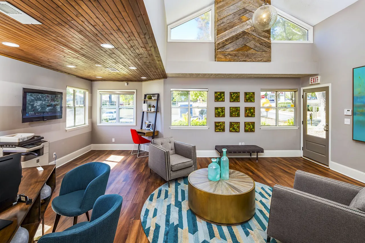 Bay Bridge Apartments