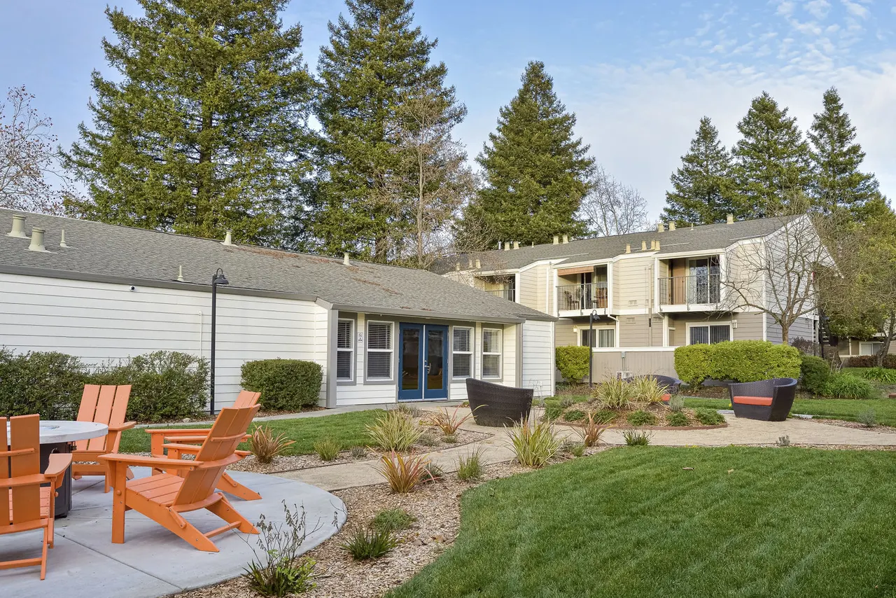 Vineyard Gardens Apartments
