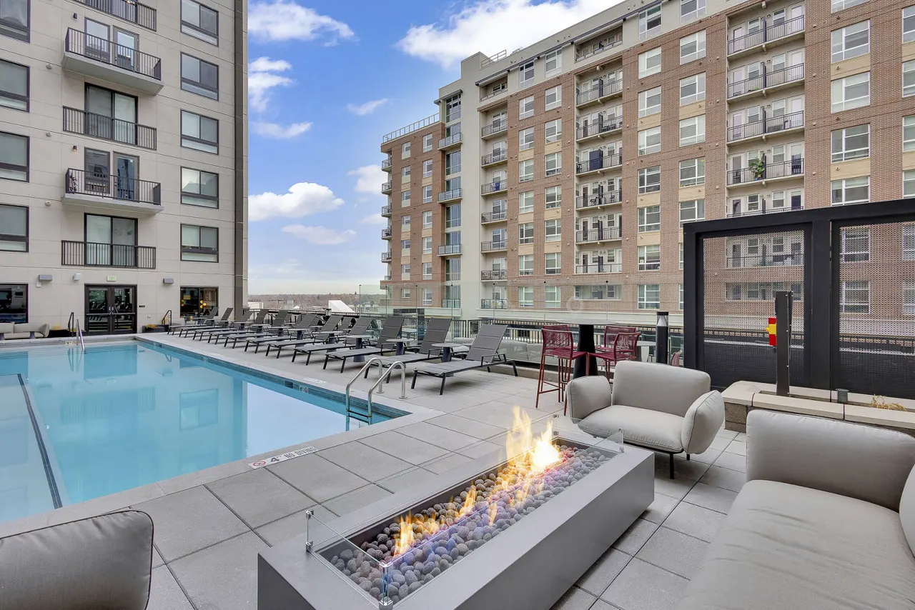 Arapahoe Square Apartments