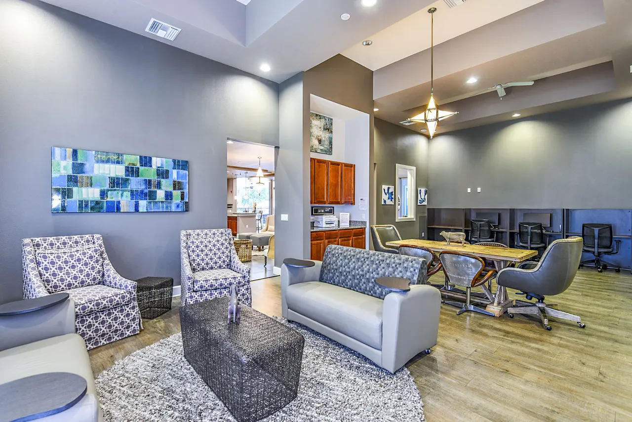 Windermere Cay Apartments